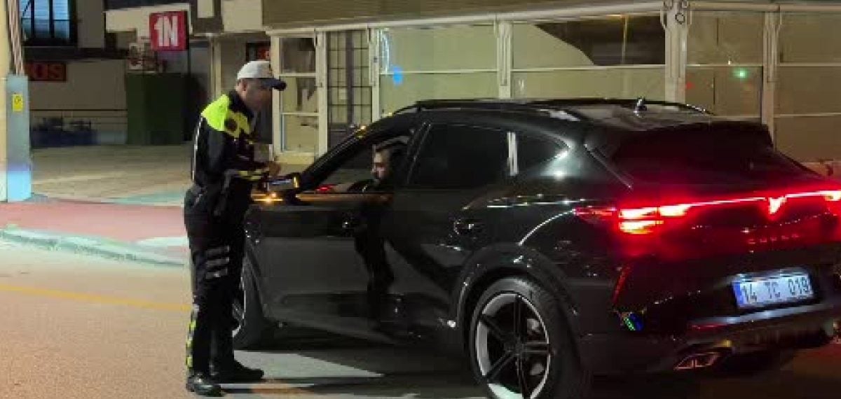 Bolu’da abart egzoz ve yüksek ses denetimi: Kurallara uymayan sürücülere ceza