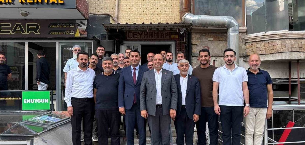 Boyraz ve Paşahan deprem sonrası ticareti, esnafı ve kayısıyı masaya yatırdı