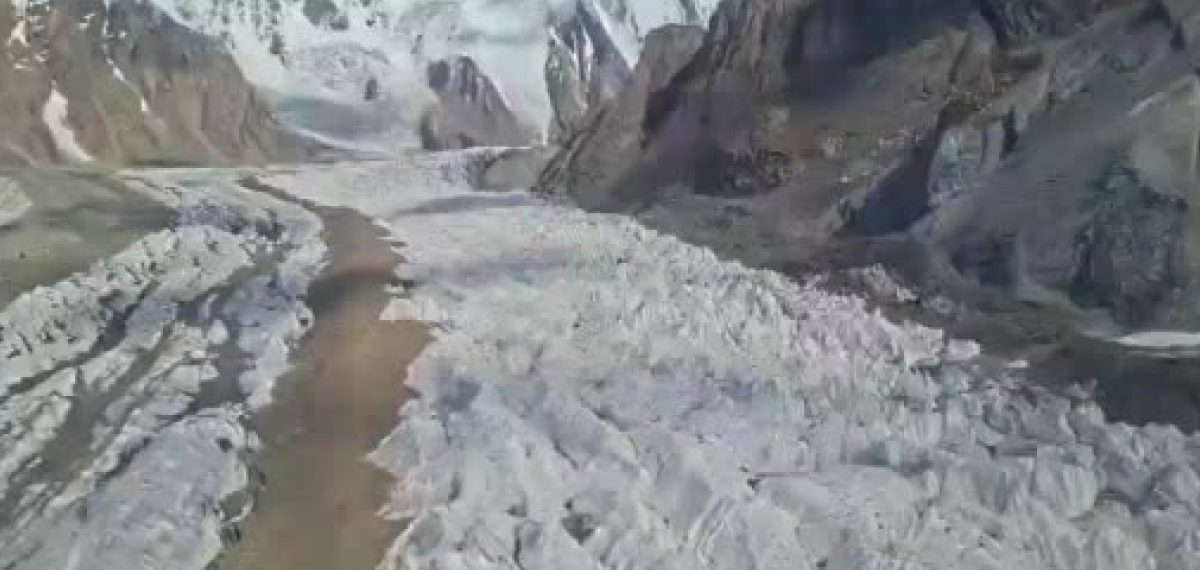 Broad Peak’teki çığda hayatını kaybeden dağcıların 5 cesedi helikopterle alındı
