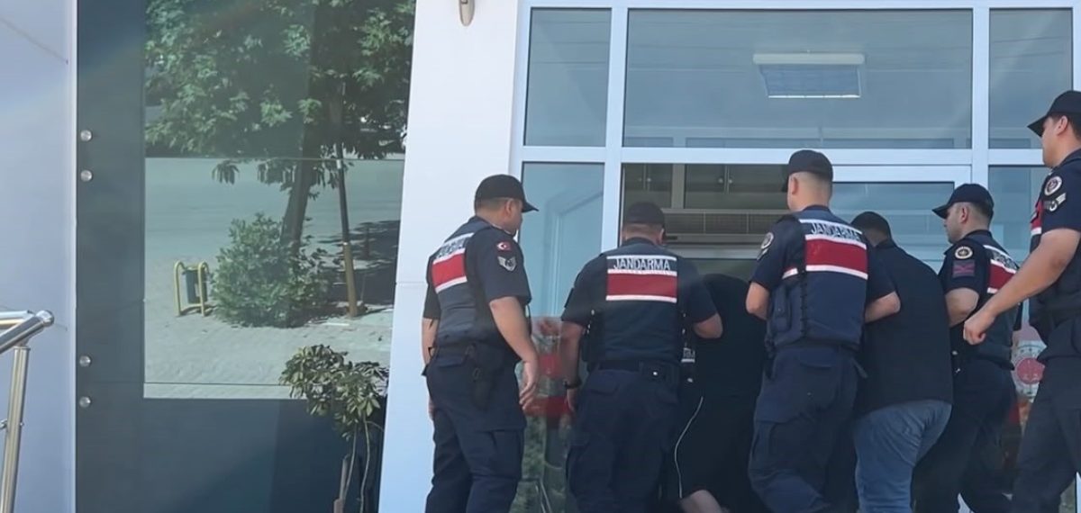 Bucak’ta polis numarasıyla dolandırılan altınlar İstanbul’da ele geçirildi