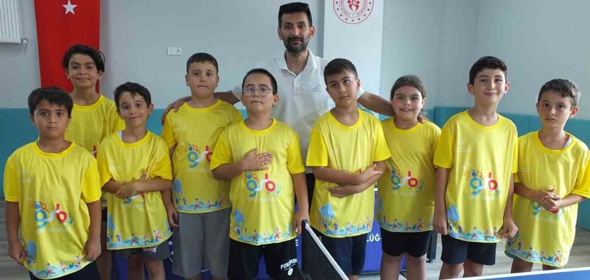 Burhaniye’de Yaz Spor Okullarına 1.530 Öğrenci Katıldı, Lisanslı Sporcu Sayısı 4.951