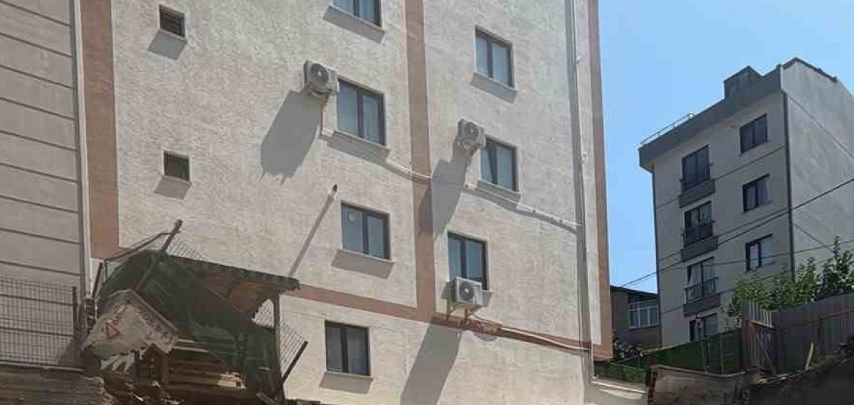 Çekmeköy’de hafriyat çökmesi: 32 kişi tedbir amaçlı tahliye edildi