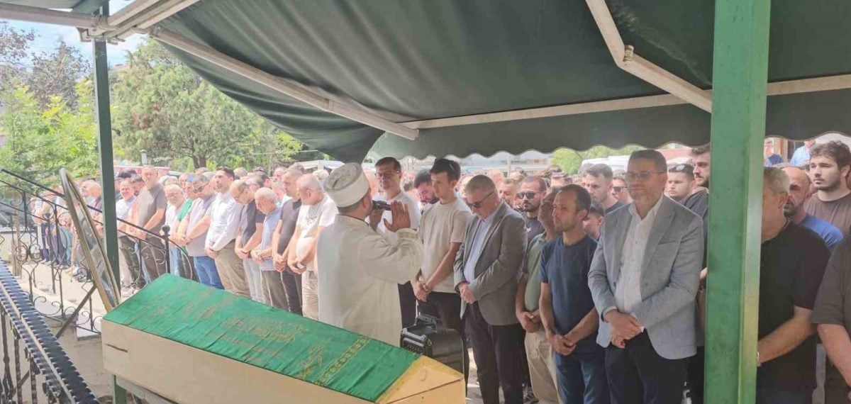 Çerkezköy’de motosiklet park halindeki otomobile çarpıp 22 yaşındaki genç yaşamını yitirdi