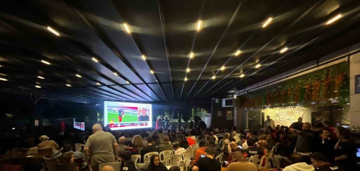 Çorum FK taraftarları Millet Bahçesi’nde Galatasaray maçını birlikte izledi