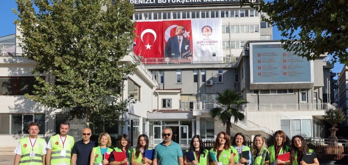 Denizli’de saha taramasıyla sosyal yardımlar ihtiyaç sahiplerine ulaştırılıyor
