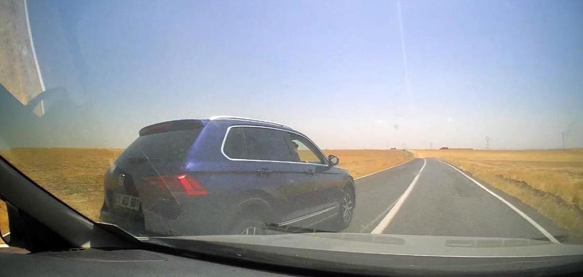 Diyarbakır’da muhabiri taciz eden araç takip etti, basın aracına çarptı