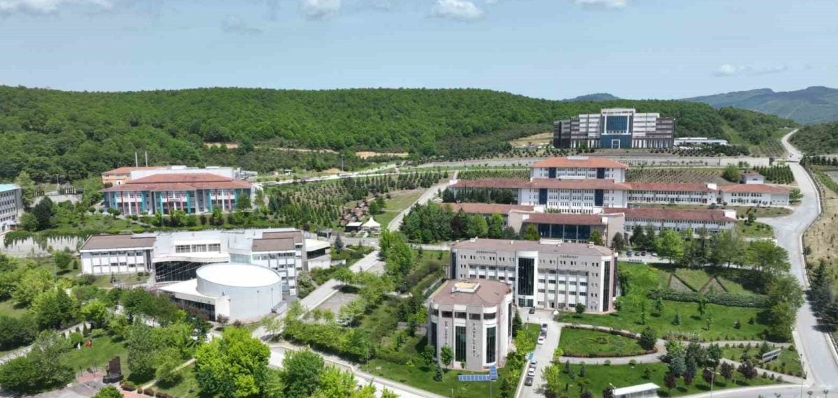 Düzce Üniversitesi öğrencilerinin 112 projesi TÜBİTAK tarafından desteklendi