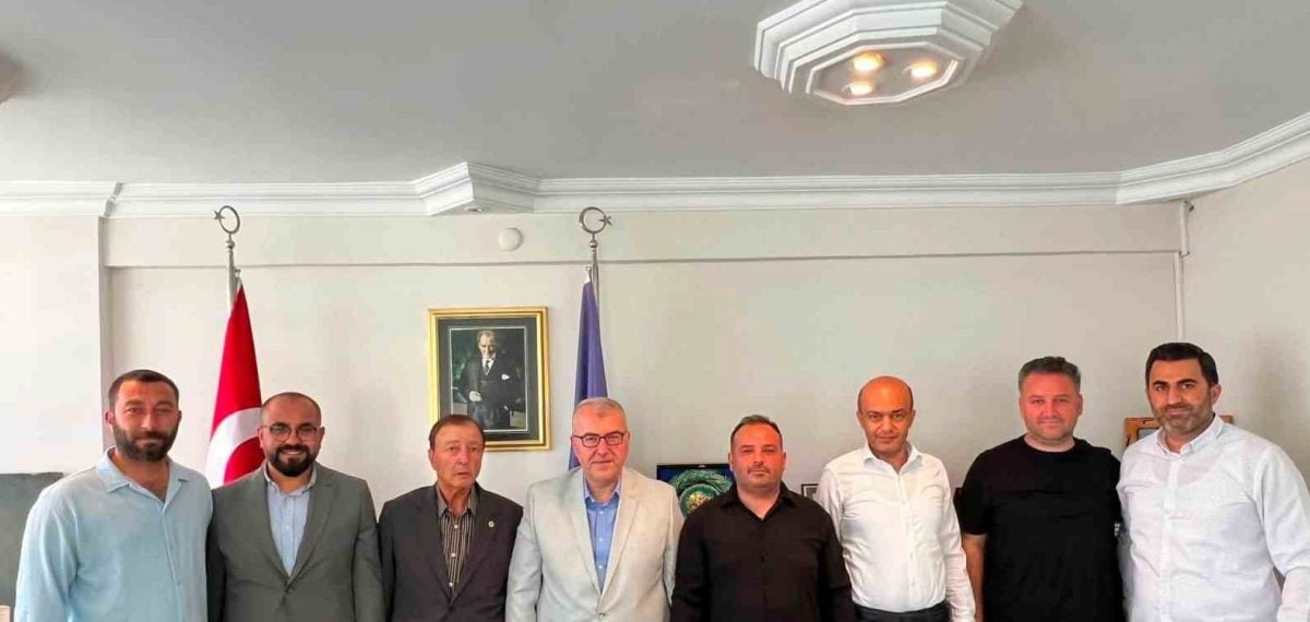 Eldemir ve Yılmaz esnaf odası başkanlarıyla Bilecik’te talepleri görüştü
