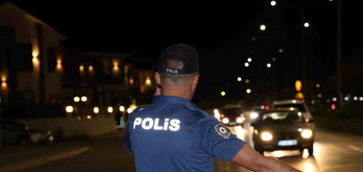 Erzurum’da geniş asayiş uygulaması Emniyet Müdürü tarafından denetlendi