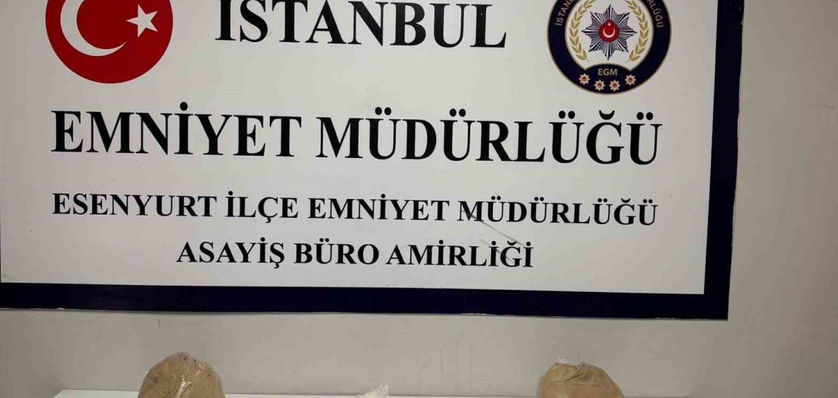 Esenyurt’ta 7,47 kilo uyuşturucu ele geçirildi, 2 kişi gözaltında