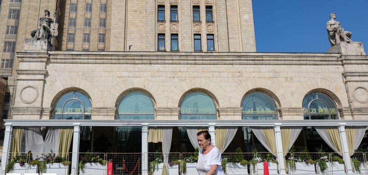 Explosion at Moscow restaurant kills at least three, dozens injured