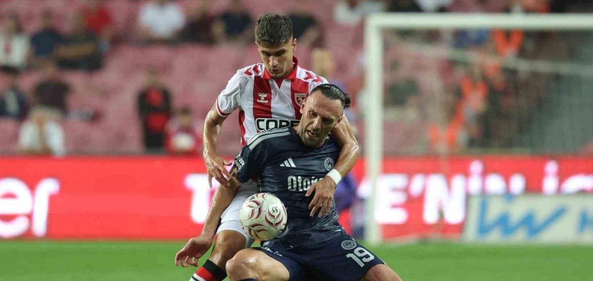 Fenerbahçe, Samsunspor’u 2-0 yenerek 3. haftada galip geldi