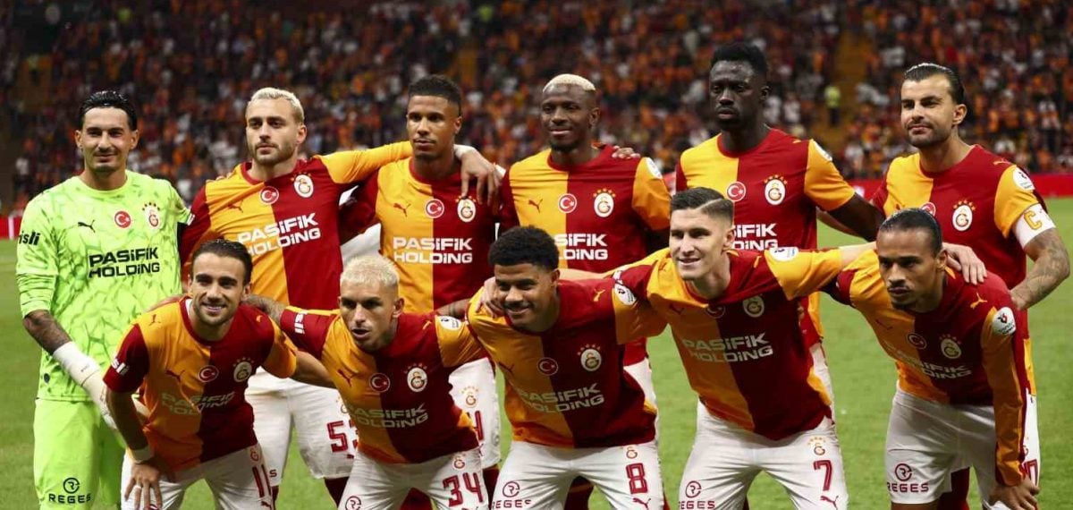 Galatasaray, Süper Lig açılışında Çorum FK’yı ağırladı; 11 ve mesajlar ön plandaydı