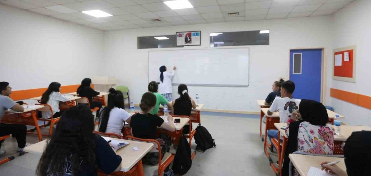 GASMEK öğrencileri YKS ve LGS yerleştirmelerinde geniş başarı gösterdi