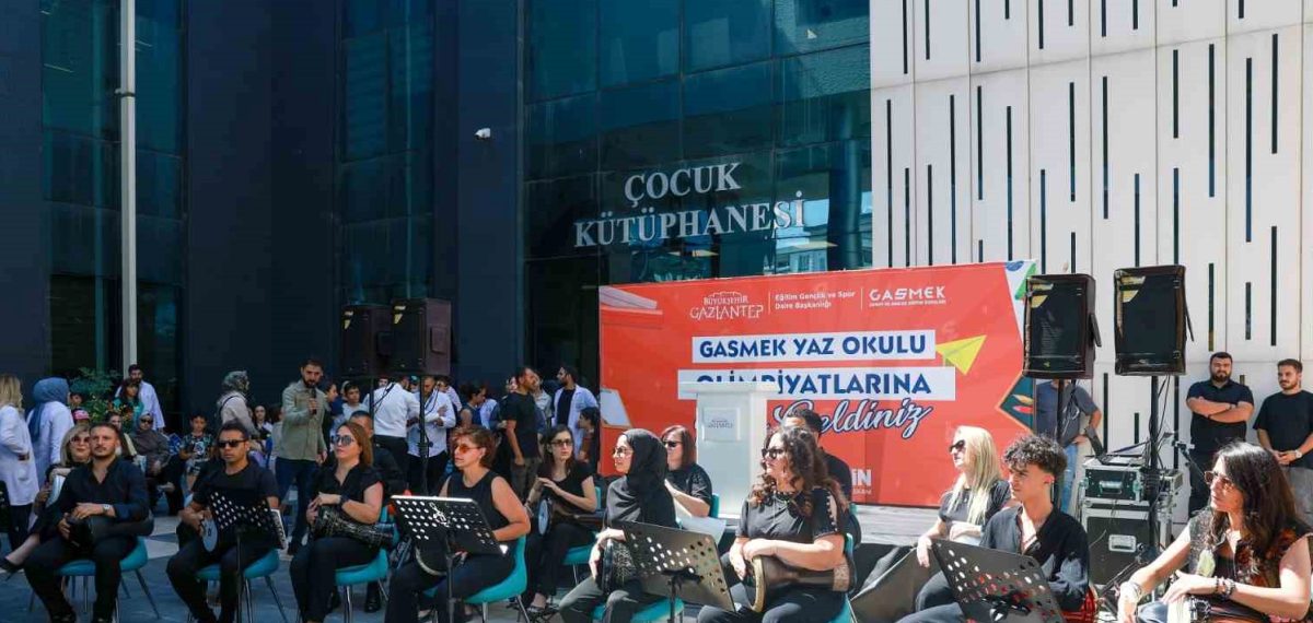 GASMEK Yaz Okulu finalinde 100 çocuk 11 branşta yeteneklerini sergiledi