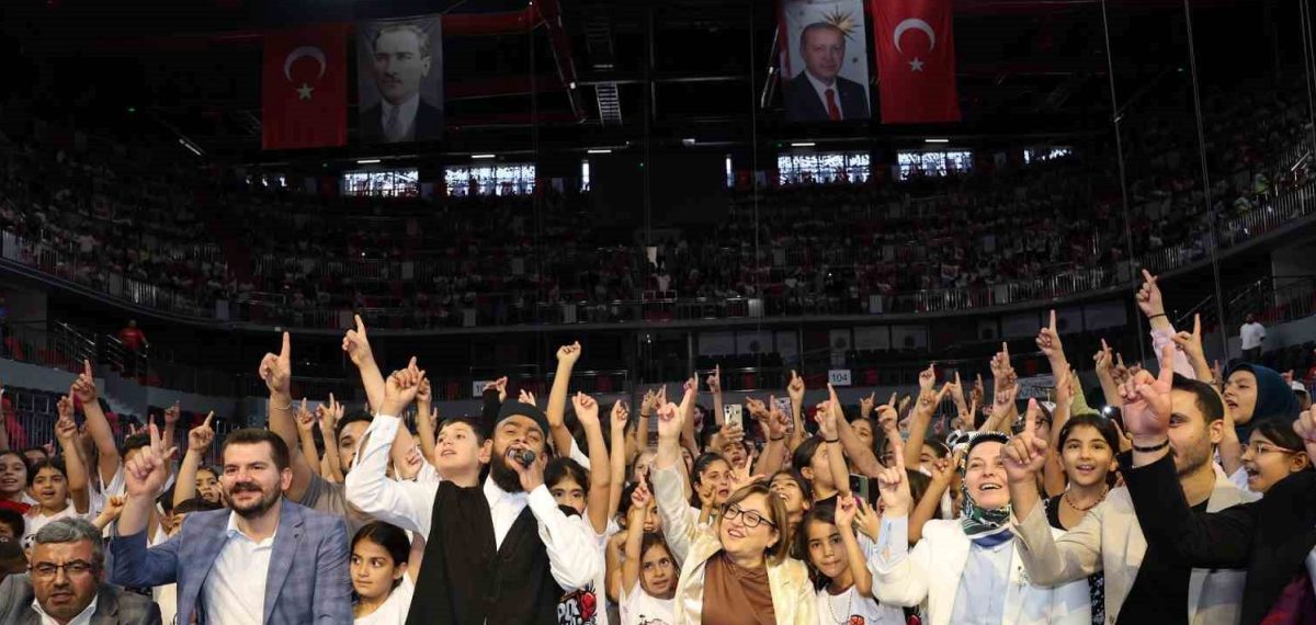Gaziantep’te Yaz Okulları kapanışında binlerce öğrenci gösteri ve etkinliklerle buluştu