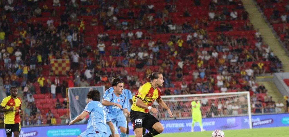 Göztepe, Trabzonspor’u 2-1 yendi; İsmail Köybaşı jübile yaptı