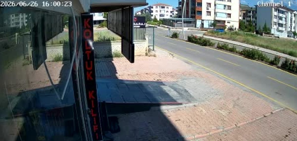 Hacı Saadettin Efendi Bulvarı’nda sık kaza şikayeti, esnaf kasis istiyor