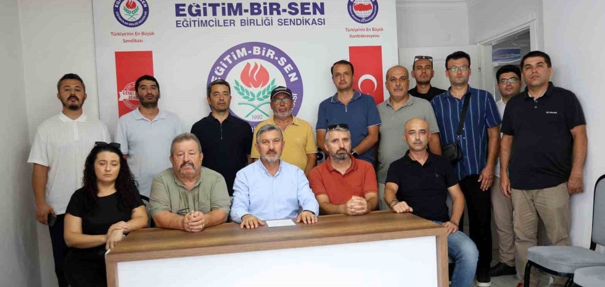 Halk Eğitimi Merkezi yöneticilerinin görevine kimlik denetimi gerekçesiyle son verildi