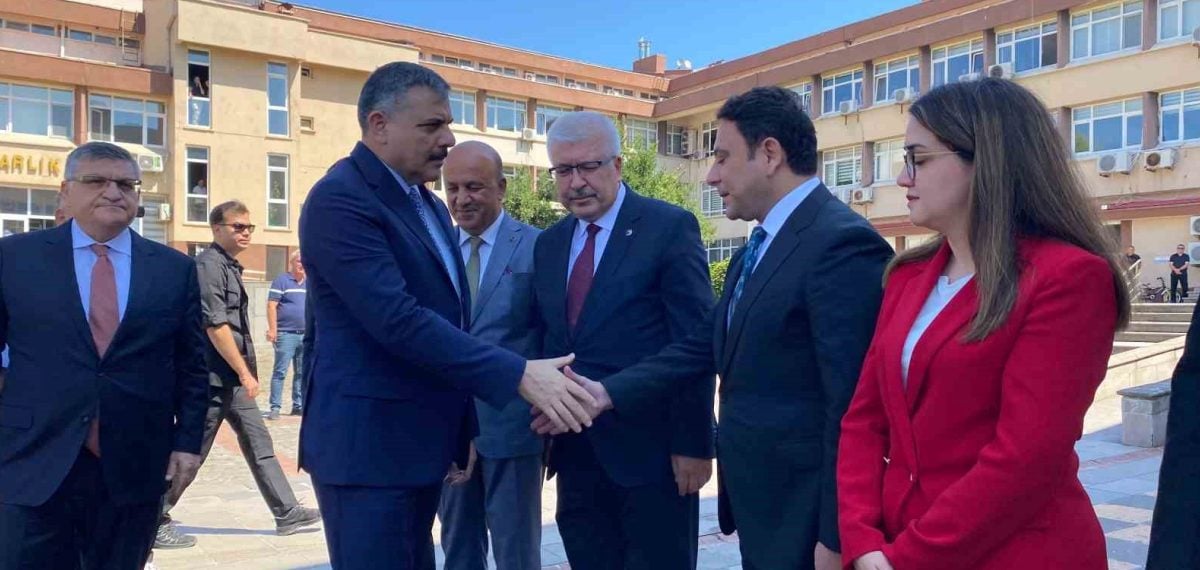 İçişleri Bakanı Çiftçi Sinop’ta yatırım ve bağlarını anlattı