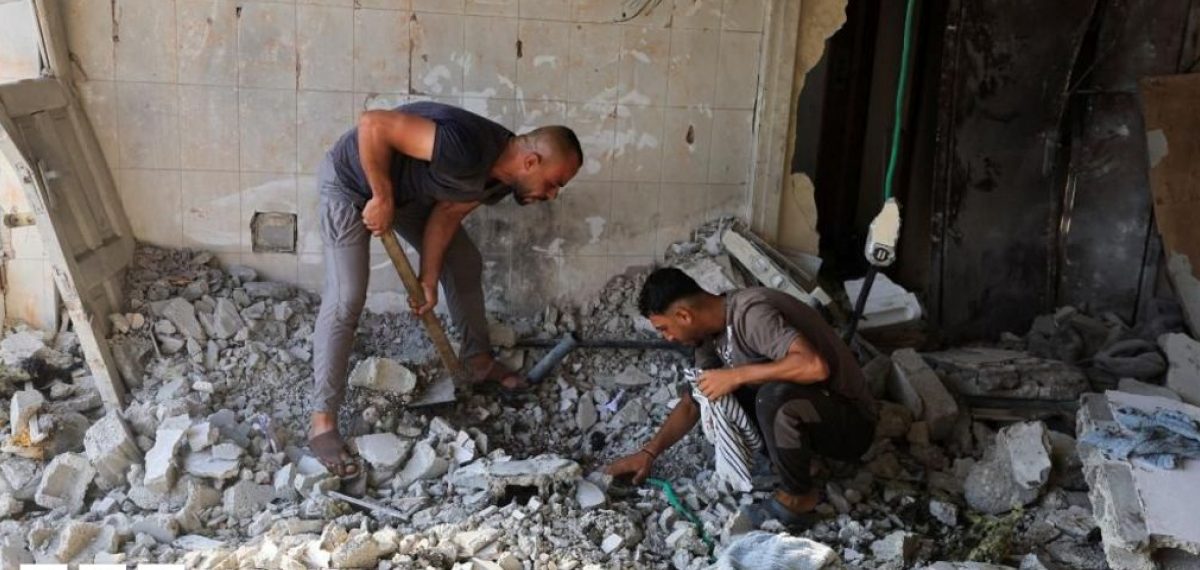 Israeli strikes kill civilians across Gaza amid disputed disarmament plan