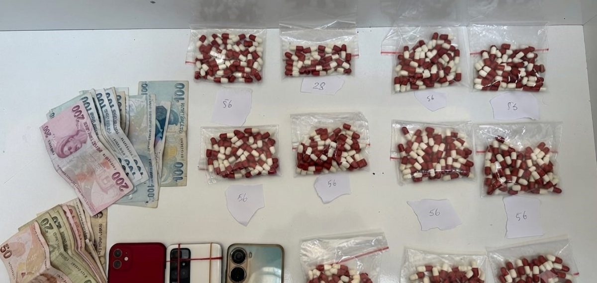 İzmir’de asayiş operasyonlarında 131 aranan şahıs yakalandı, 74 tutuklandı