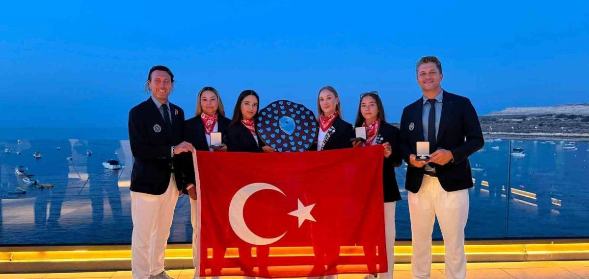 Kadınlar Avrupa Şampiyonu oldu, Erkekler gümüş madalya aldı