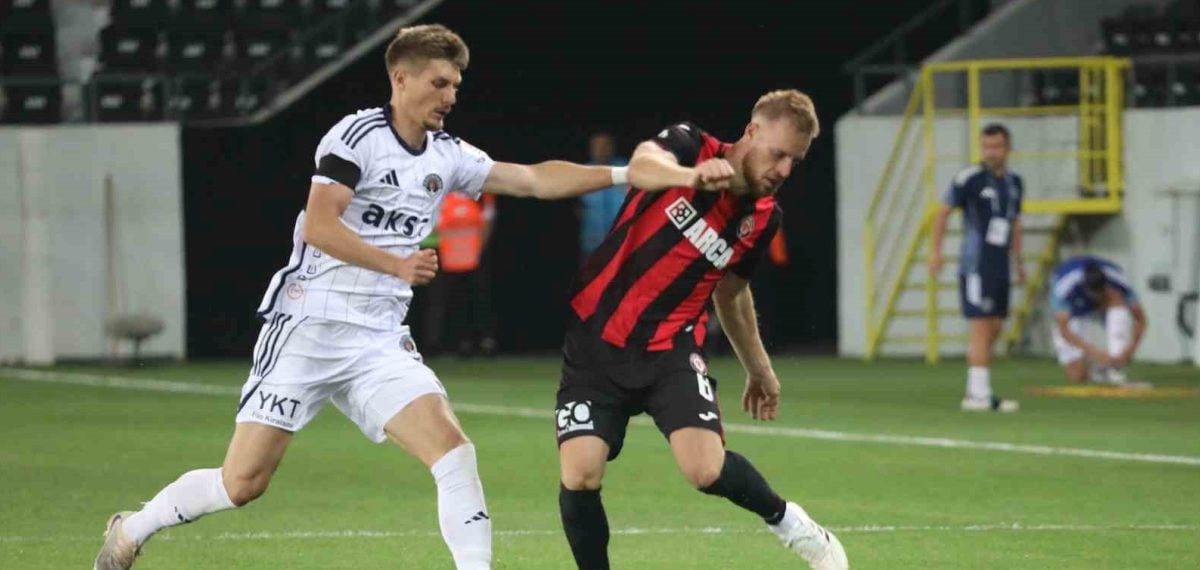 Kasımpaşa, Çorum deplasmanında Benedyczak’ın golüyle 1-0 kazandı