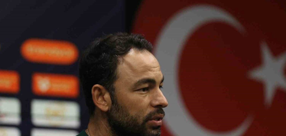 Kocaelispor, Amed SF karşısında 2-0 kazanarak taraftara galibiyeti armağan etti