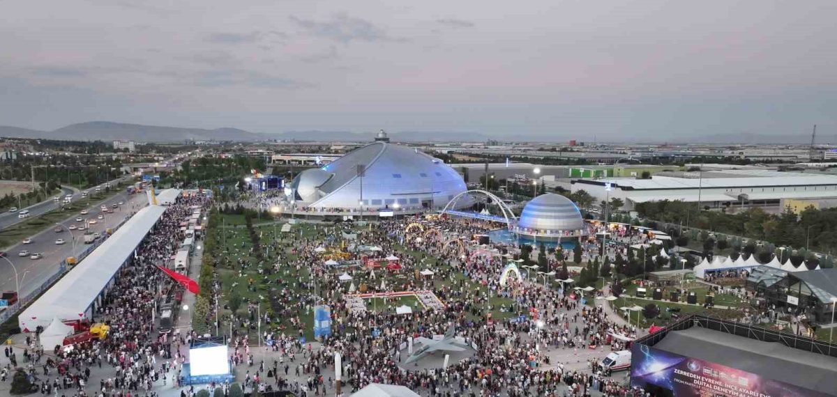 Konya Bilim Festivali yoğun katılımla tamamlandı, sahne gösterileri ilgi çekti