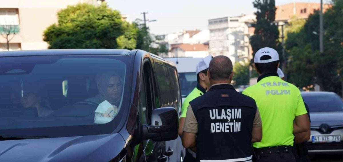 Korsan servis denetimlerinde 12 araca ceza, 1 araç trafikten men edildi