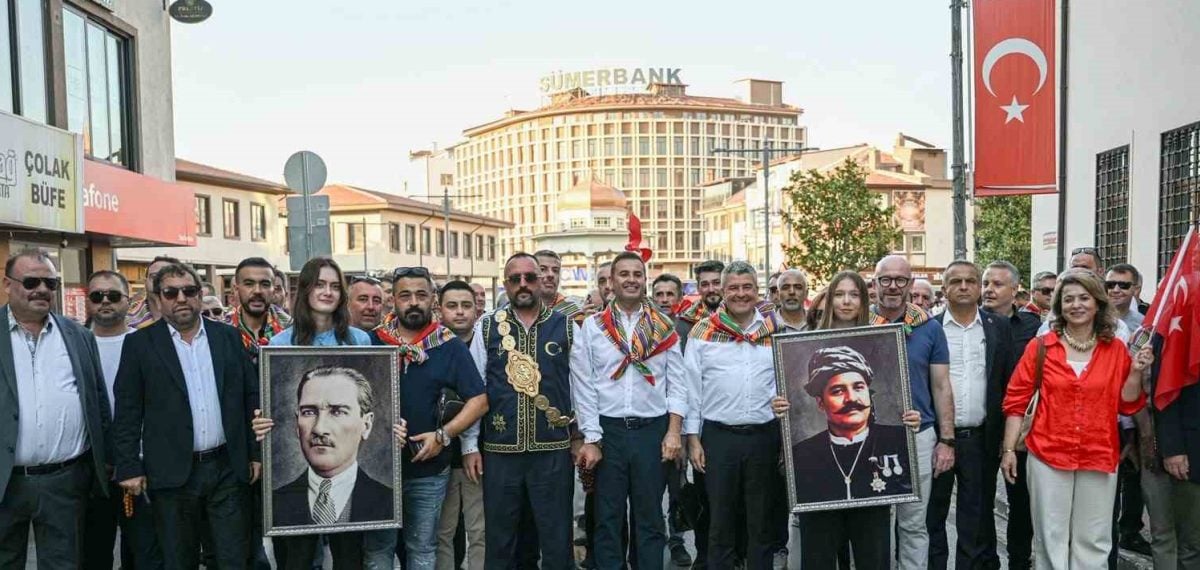 Kortejle başlayan 66. Kurtdereli Mehmet Pehlivan Yağlı Güreşleri’nde 1.642 pehlivan mücadele edecek