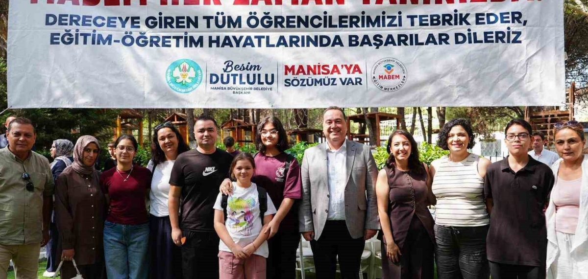 MABEM’in LGS başarısı belediye programıyla kutlandı, öğrenciler ödüllendirildi