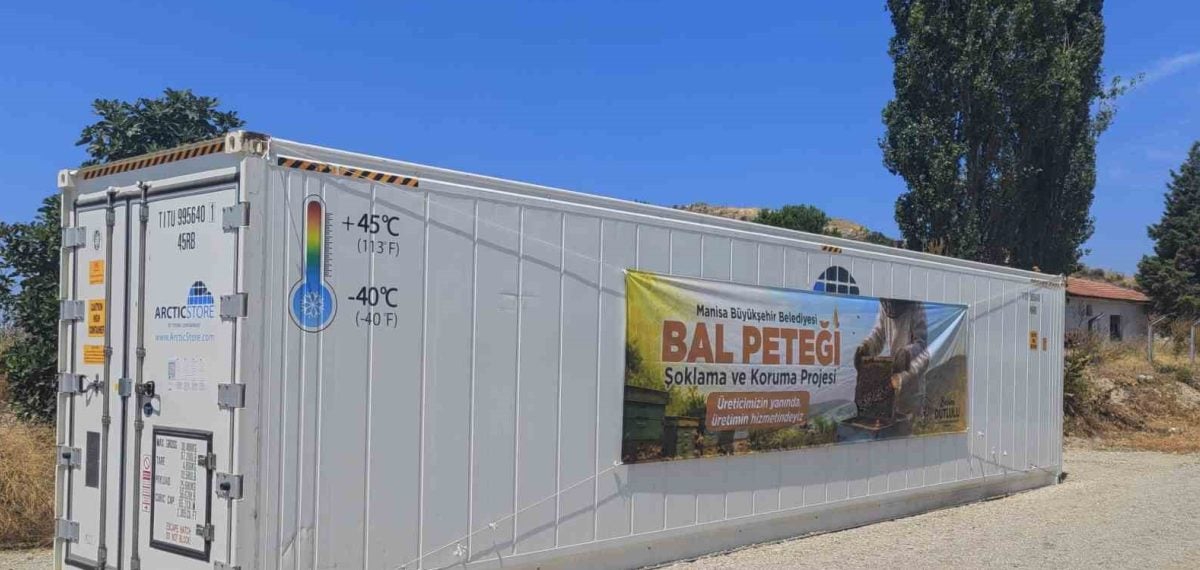 Manisa’da petekler eksi 30°C’de şoklanıp arıcılara yüzde 100 hibe verilecek
