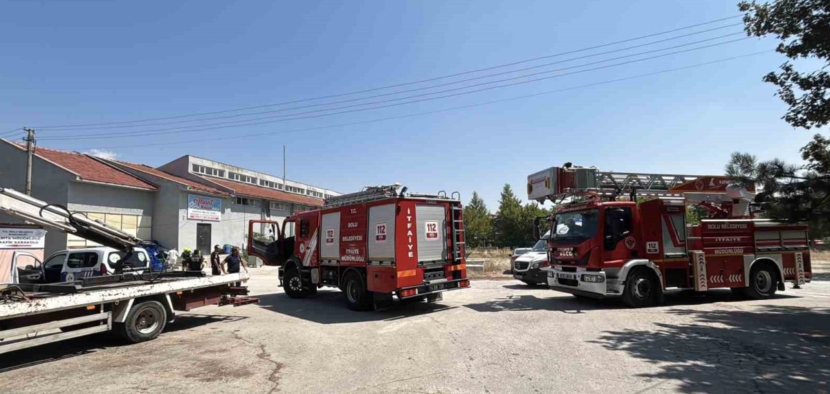 Mantar tesisindeki ilaçlama dumanı yangın zannedildi, ekipler alarma geçti