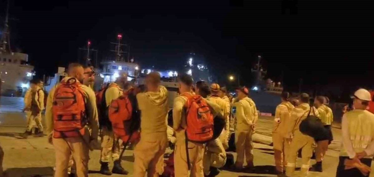 Marmaris’te orman yangınına deniz ve hava ile müdahale sürüyor
