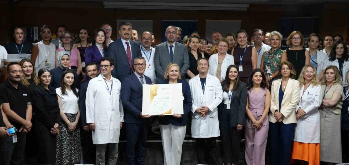 Medicana International Ankara’ya TÜSKA’dan Altın Akreditasyon belgesi verildi