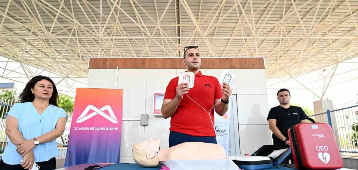 Mersin Büyükşehir 6 OED cihazını halka açık noktalara yerleştirdi