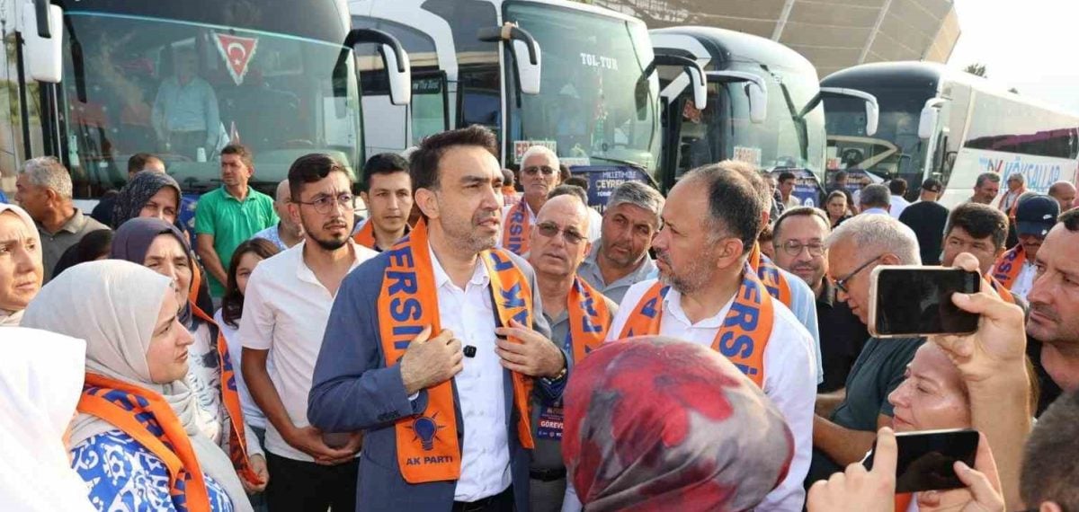 Mersin’den 2 bin 500’ü aşkın kişi, 40 otobüsle AK Parti’nin 25. yıl kutlamasına gitti