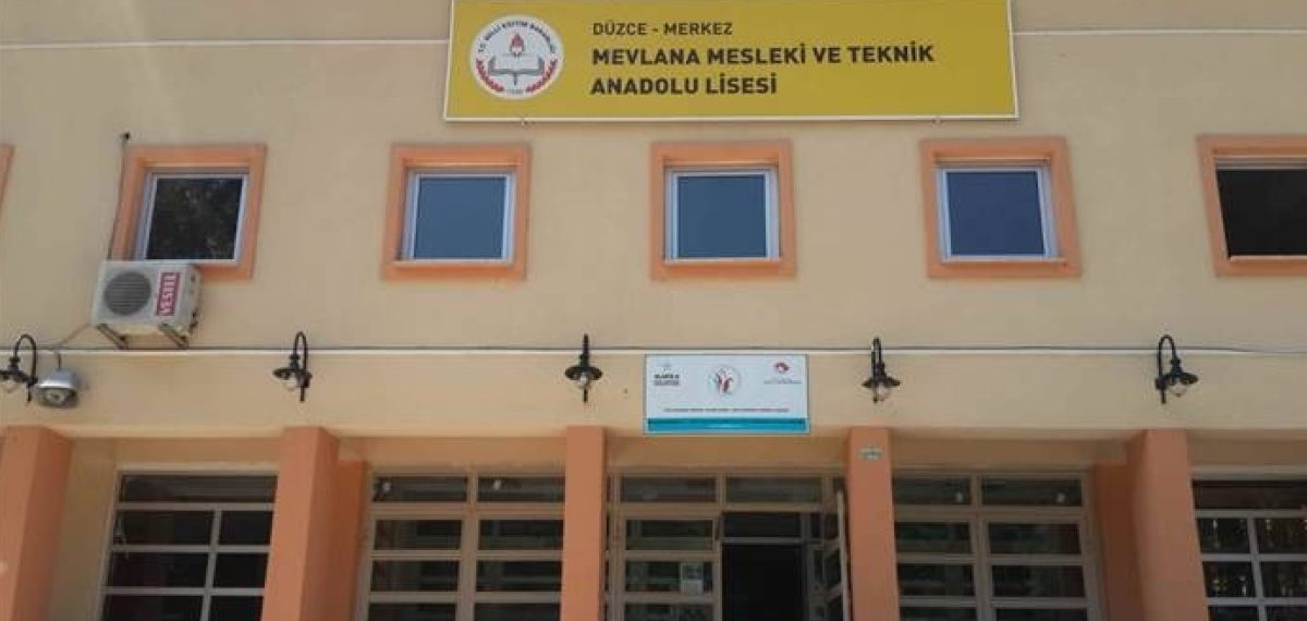 Mevlana MTAL yüzde 100 dolulukla 234 öğrenci kabul etti