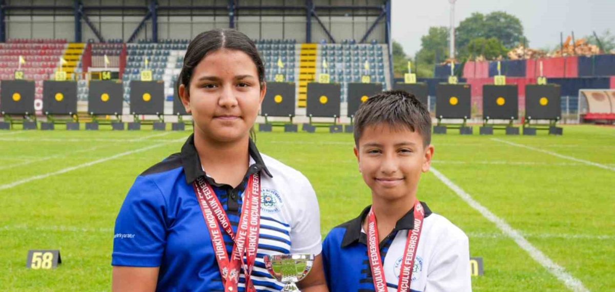 Muğla U15 kadın takımı Düzce’de Türkiye şampiyonu oldu