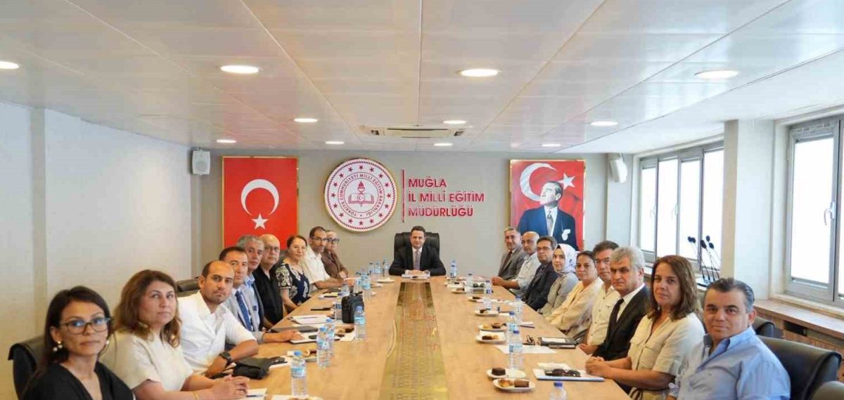 Muğla’da İl Hayat Boyu Öğrenme Komisyonu toplantısı yapıldı, yeni dönem planları konuşuldu