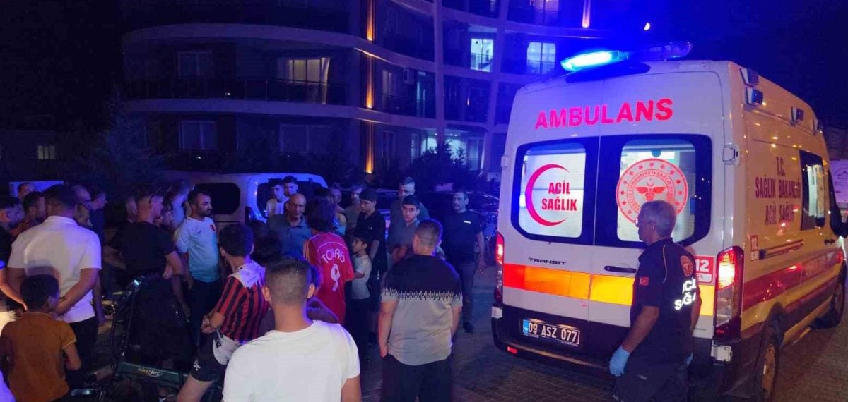 Nazilli’de dönüş yapan kamyonetle çarpışan motosiklet otoparka girdi, iki araç hasar gördü