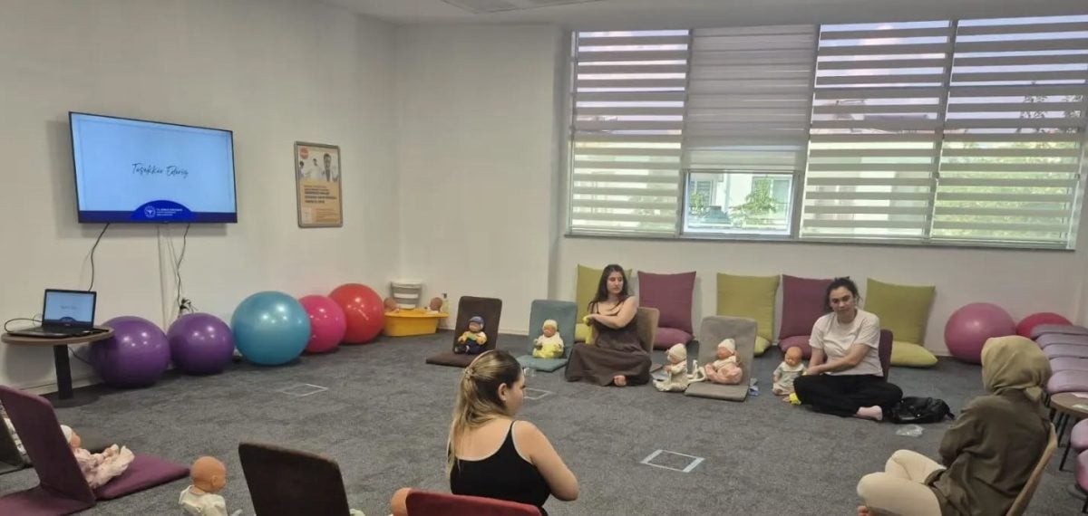 Nazilli’de Gebe Okulu’nda anne adaylarına kapsamlı eğitim verildi
