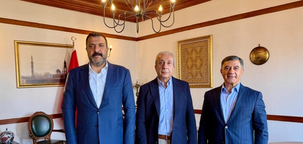 OSB ve Ticaret Borsası başkanları Eker’i ziyaret ederek Diyarbakır’ın tarım ve sanayi iş birliğini görüştü