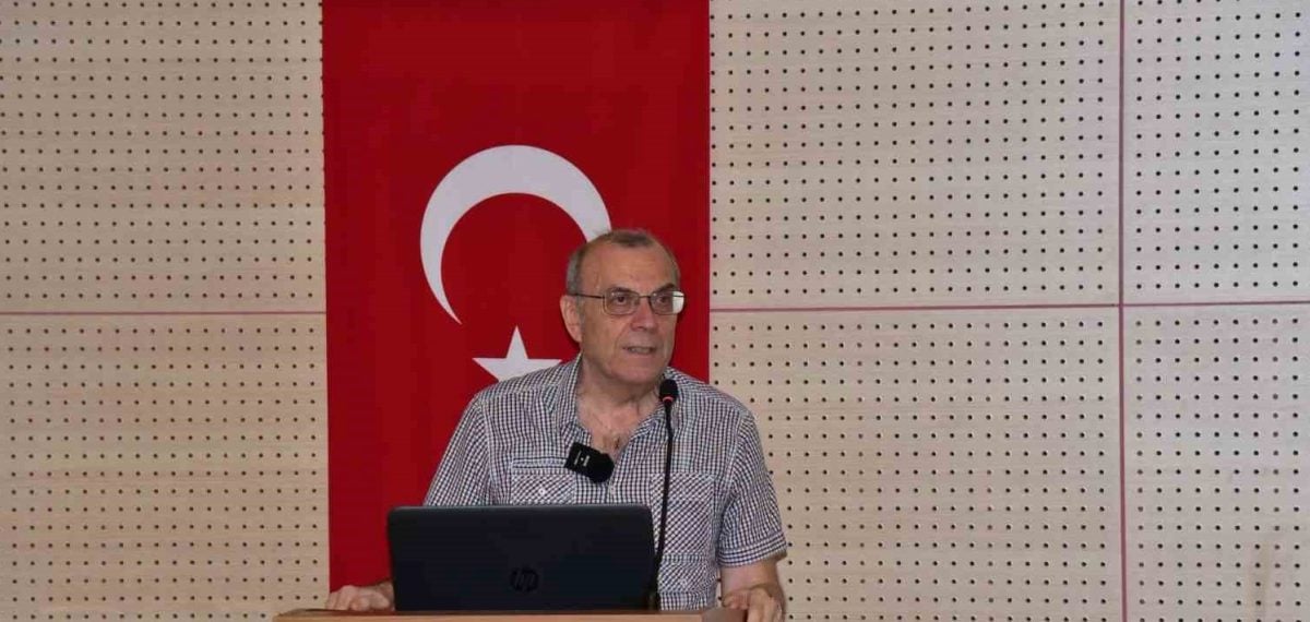 Peirce’in göstergebilimi semineri Balıkesir’de yoğun ilgi gördü