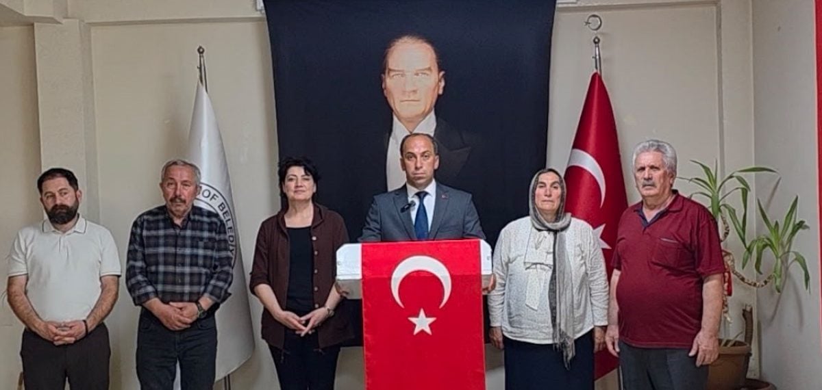 Posof Belediye Başkanı Erdem Demirci CHP’den istifa ederek Yeni Parti’ye katıldı