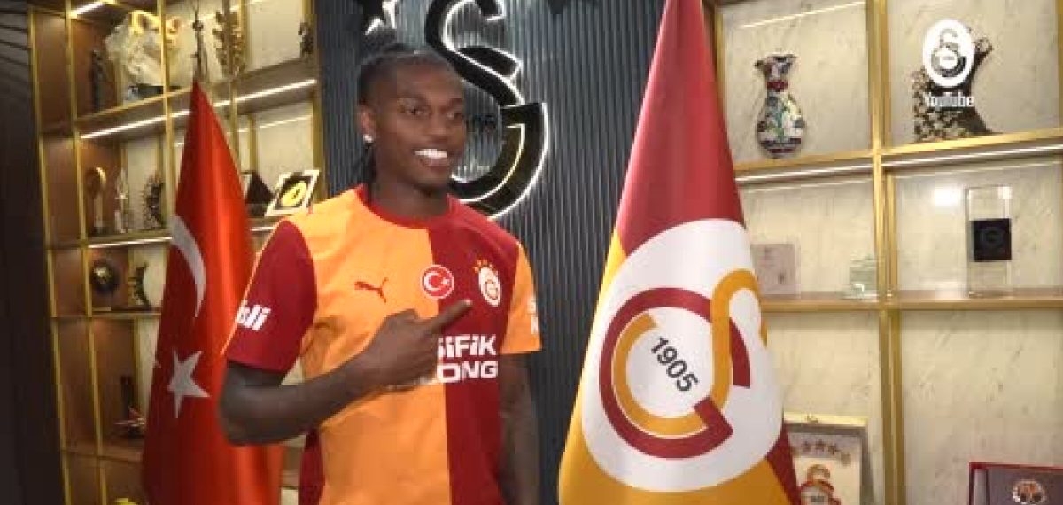 Rafael Leao Galatasaray’da: Şampiyonluk hedefiyle 4 yıllık imza attı