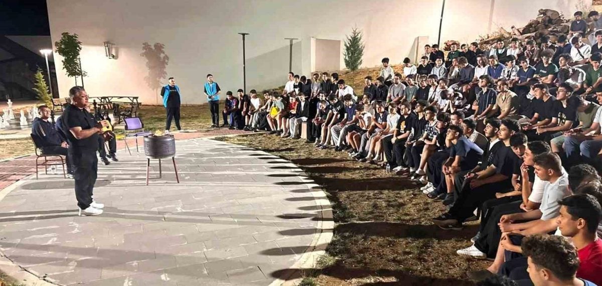 Rektör Kızıltoprak gençlik kampında lise öğrencileriyle buluştu, DPÜ’yi anlattı