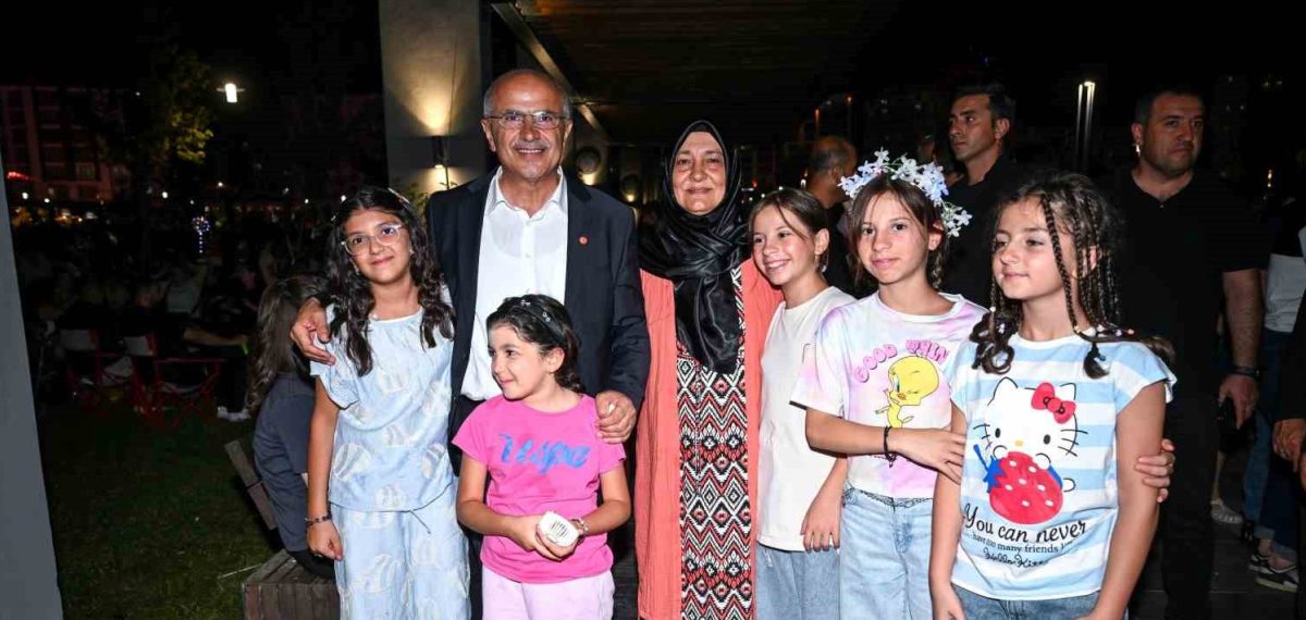 Sami Er festivalde esnaf ve vatandaşlarla buluştu, talepleri dinledi